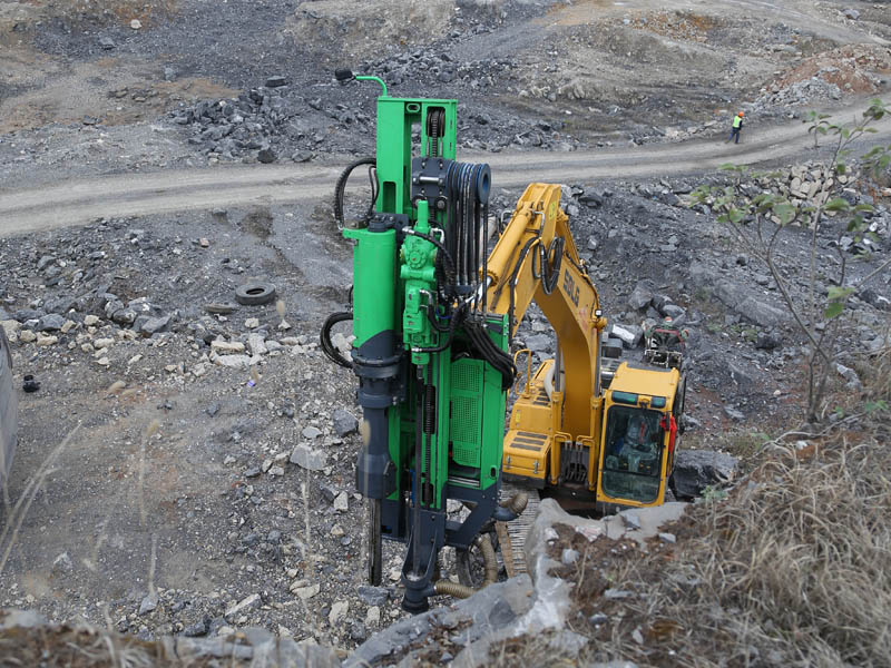 大型巖石分裂機(jī) 大型巖石分裂機(jī)